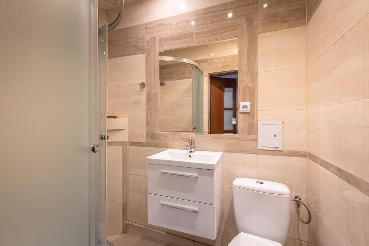 Apartment mit Dusche